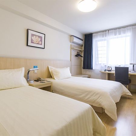 Jinjiang Inn Select Xiangyang Diamond Avenue South Checheng Road Exterior foto