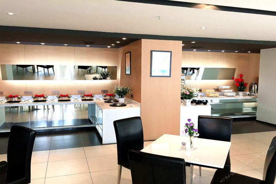 Jinjiang Inn Select Xiangyang Diamond Avenue South Checheng Road Exterior foto